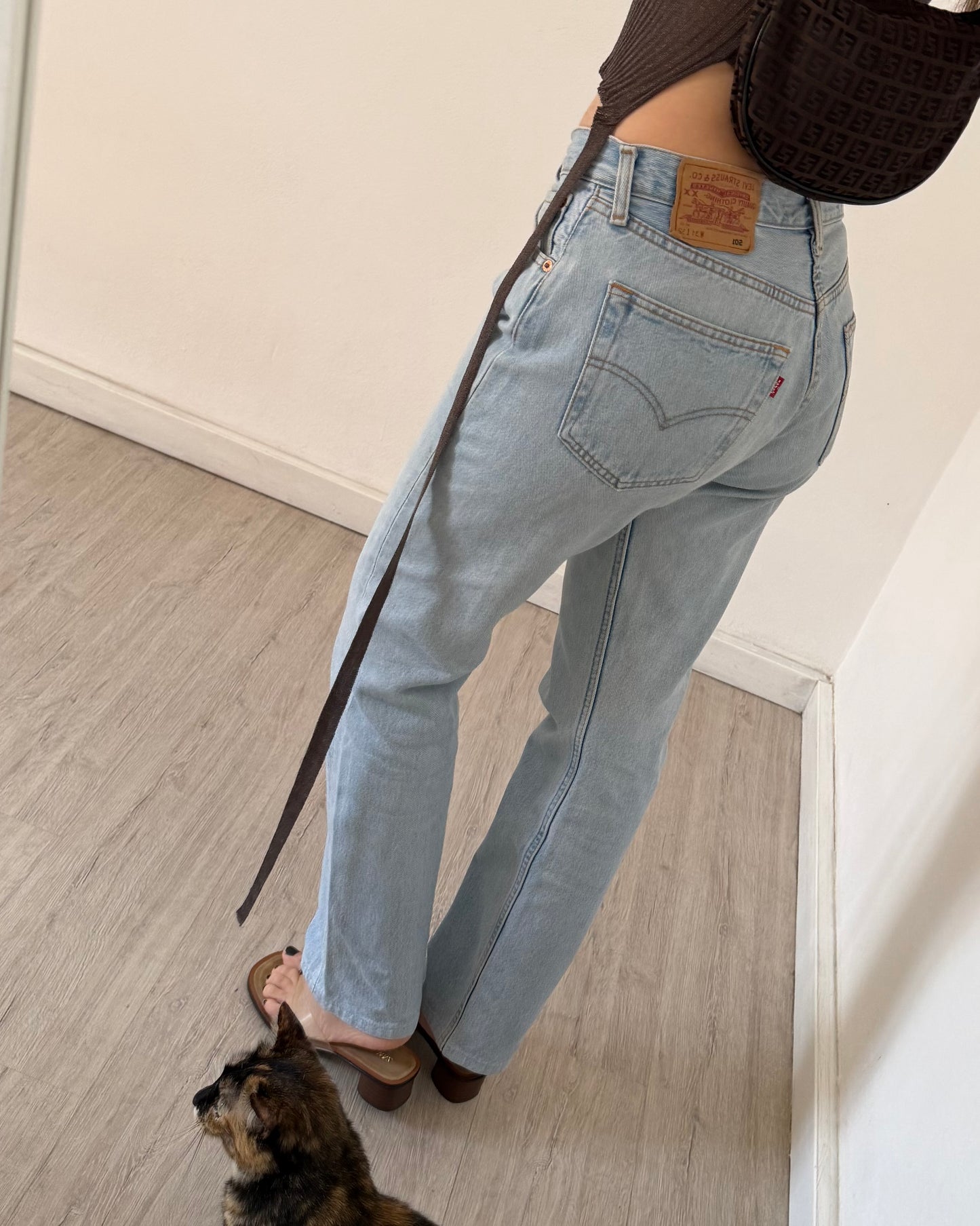 90s Levi's 501 jeans