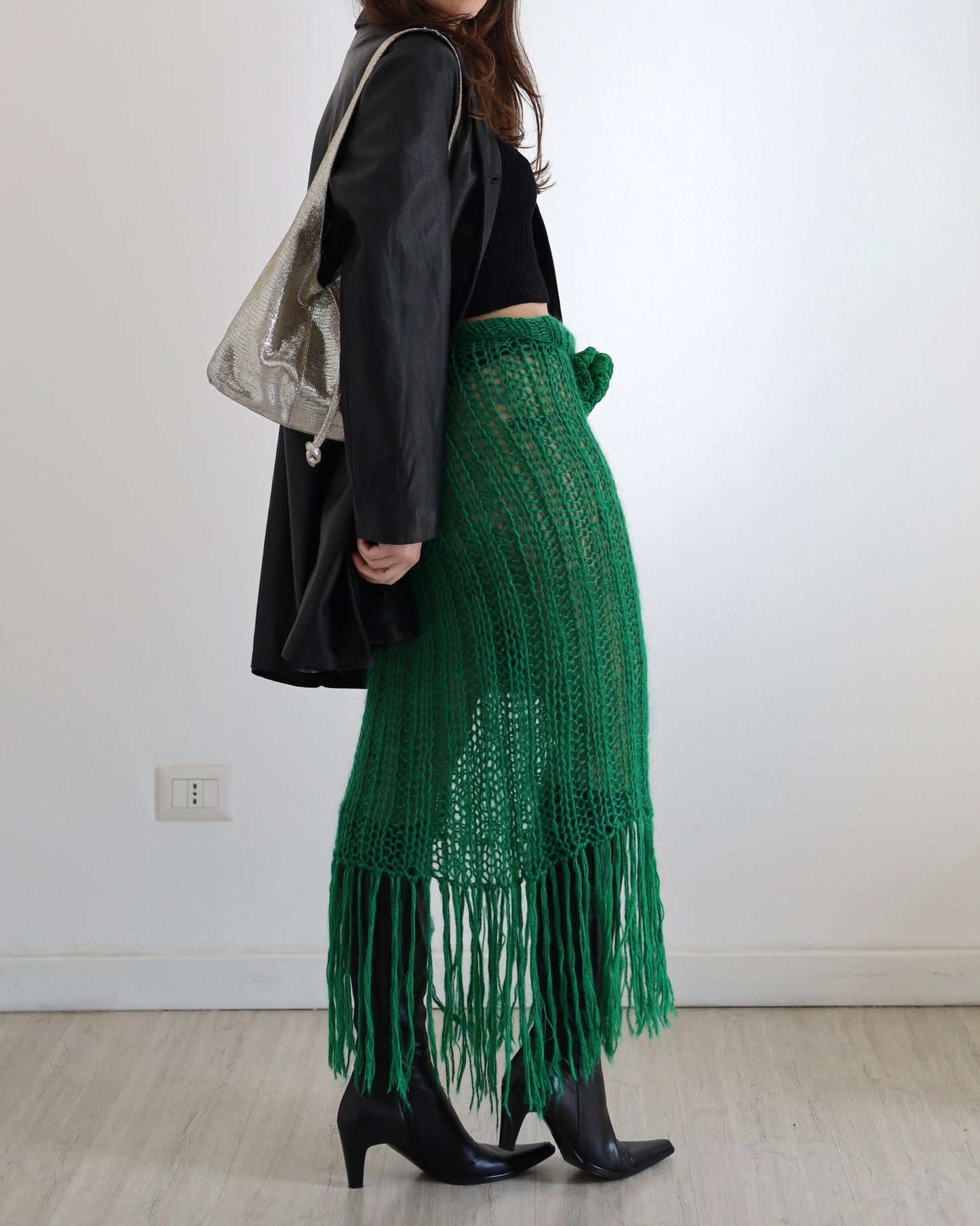 Knit midi skirt with fringes