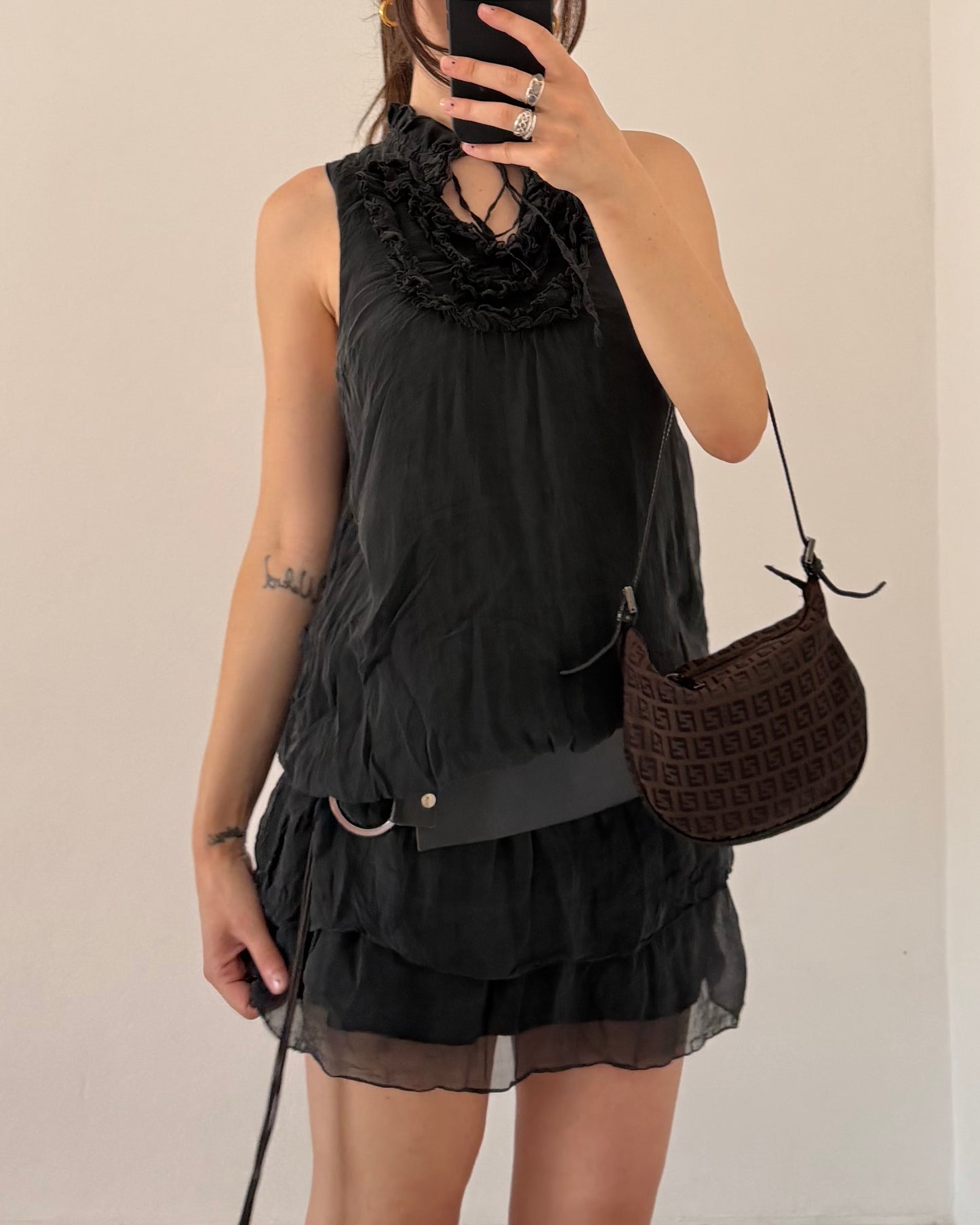 Sportstaff ruffle top