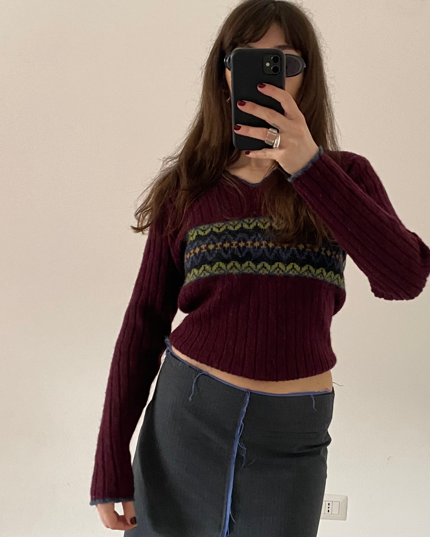 90s v-neck jumper