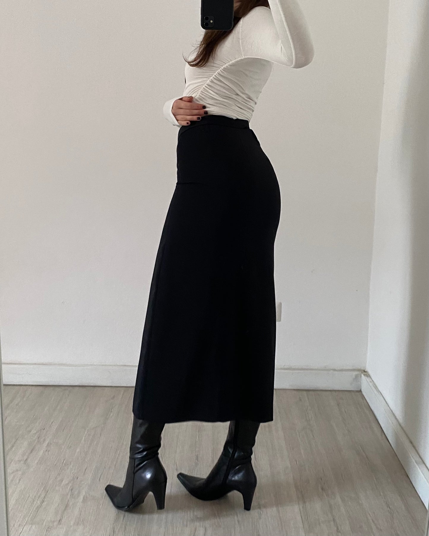 Midi skirt with metal ring belt