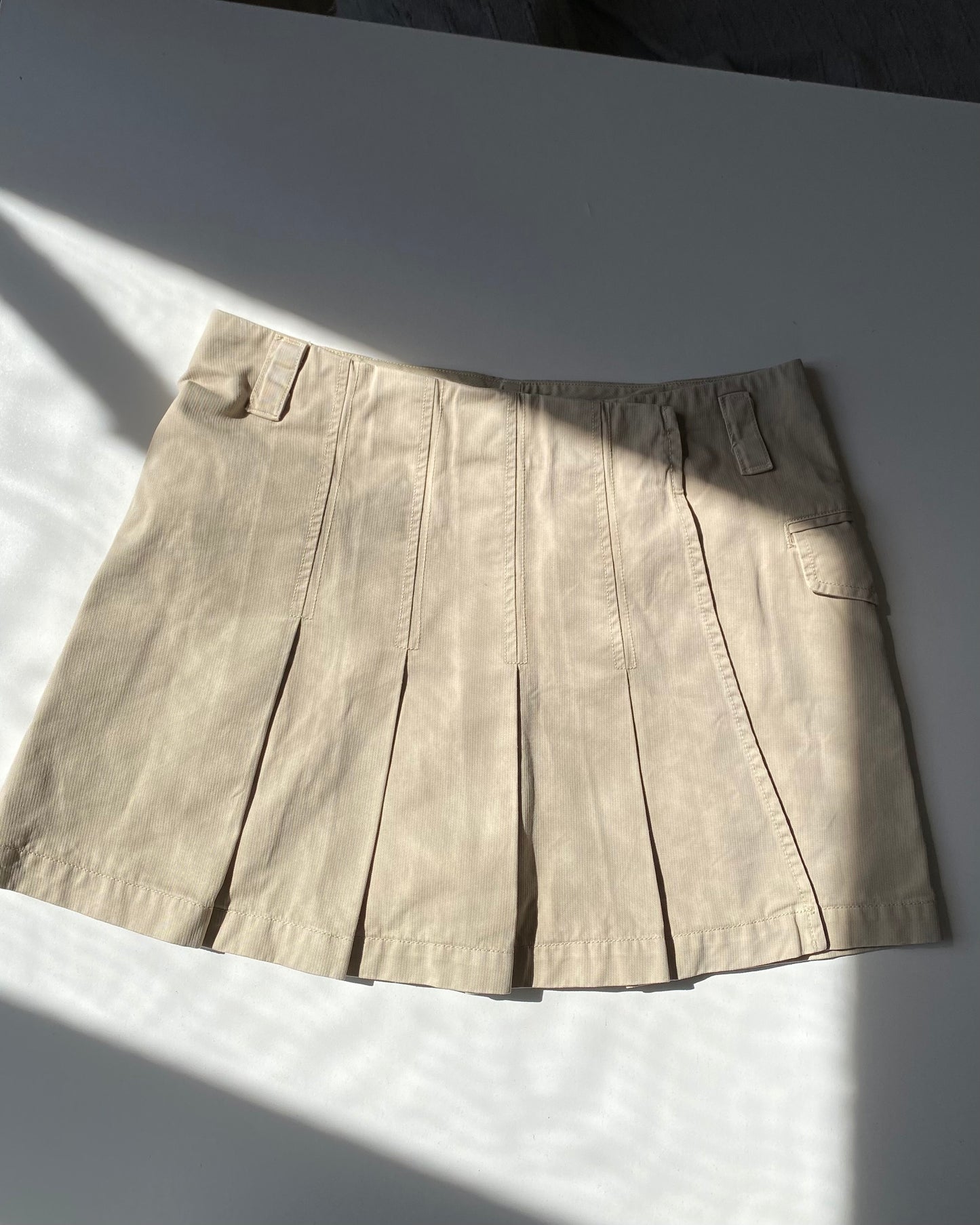 Pleated mini skirt