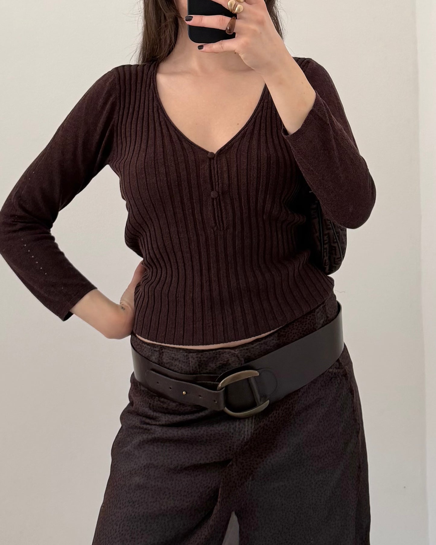 Backless knit top