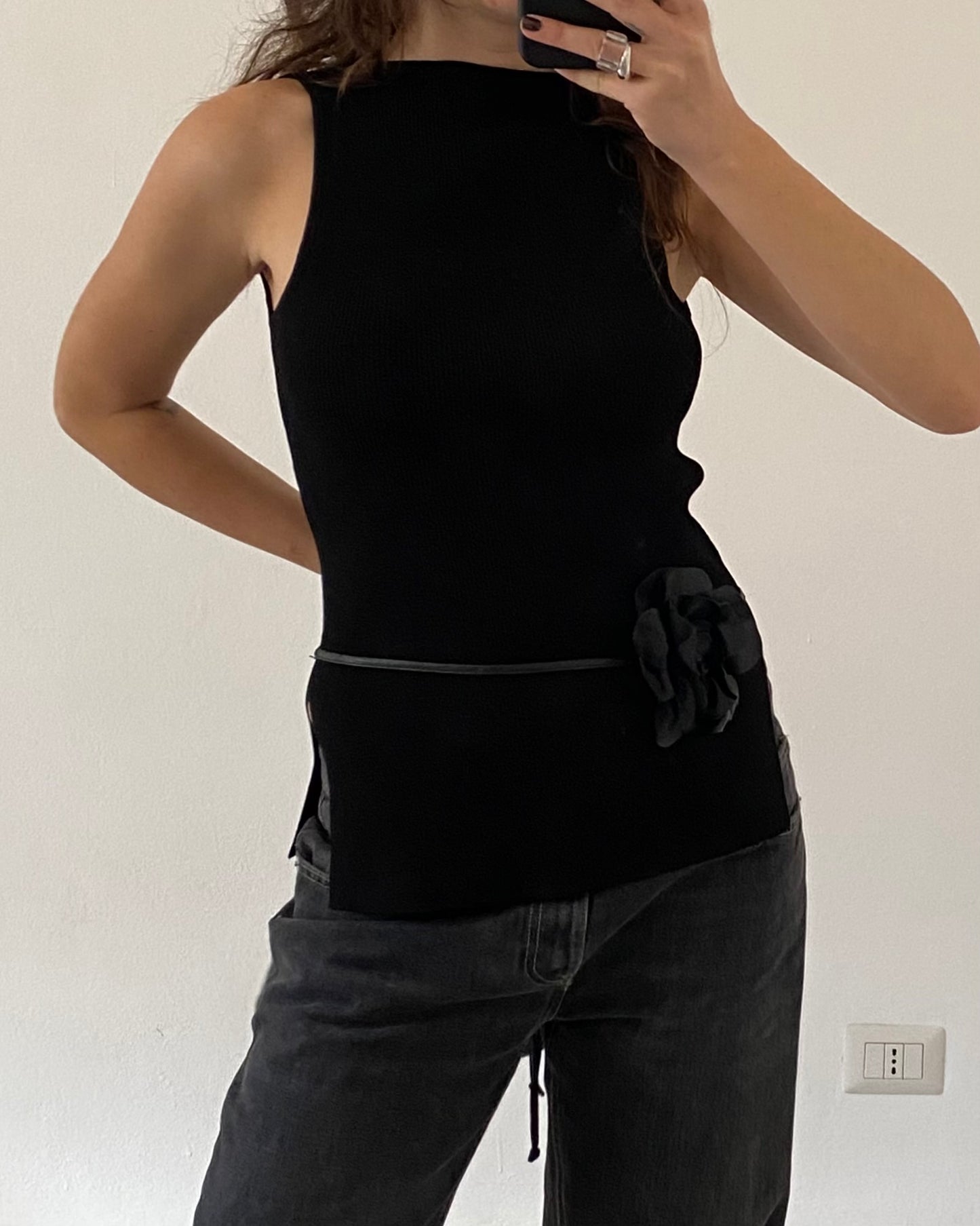 Waistcoat top with metal buckles