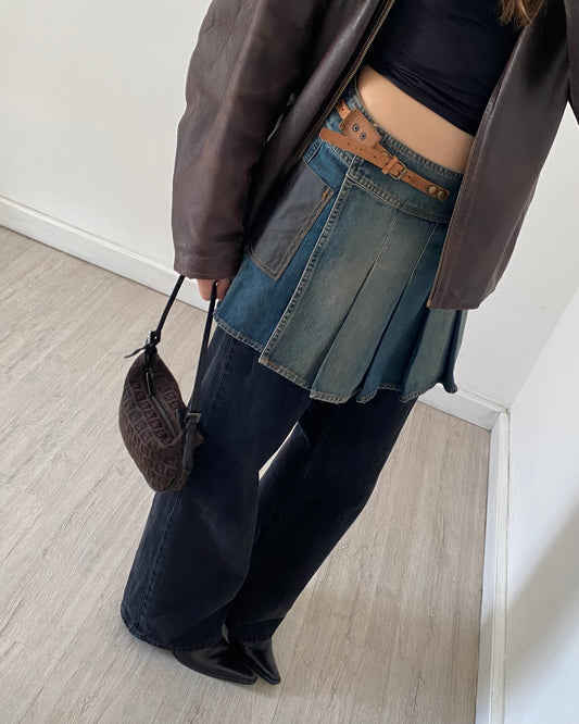 00s pleated denim skirt by Guess