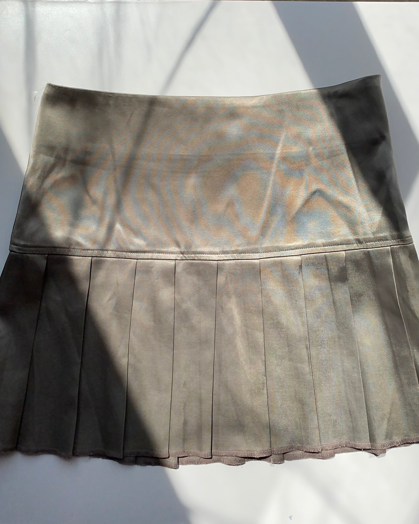 Satin pleated skirt