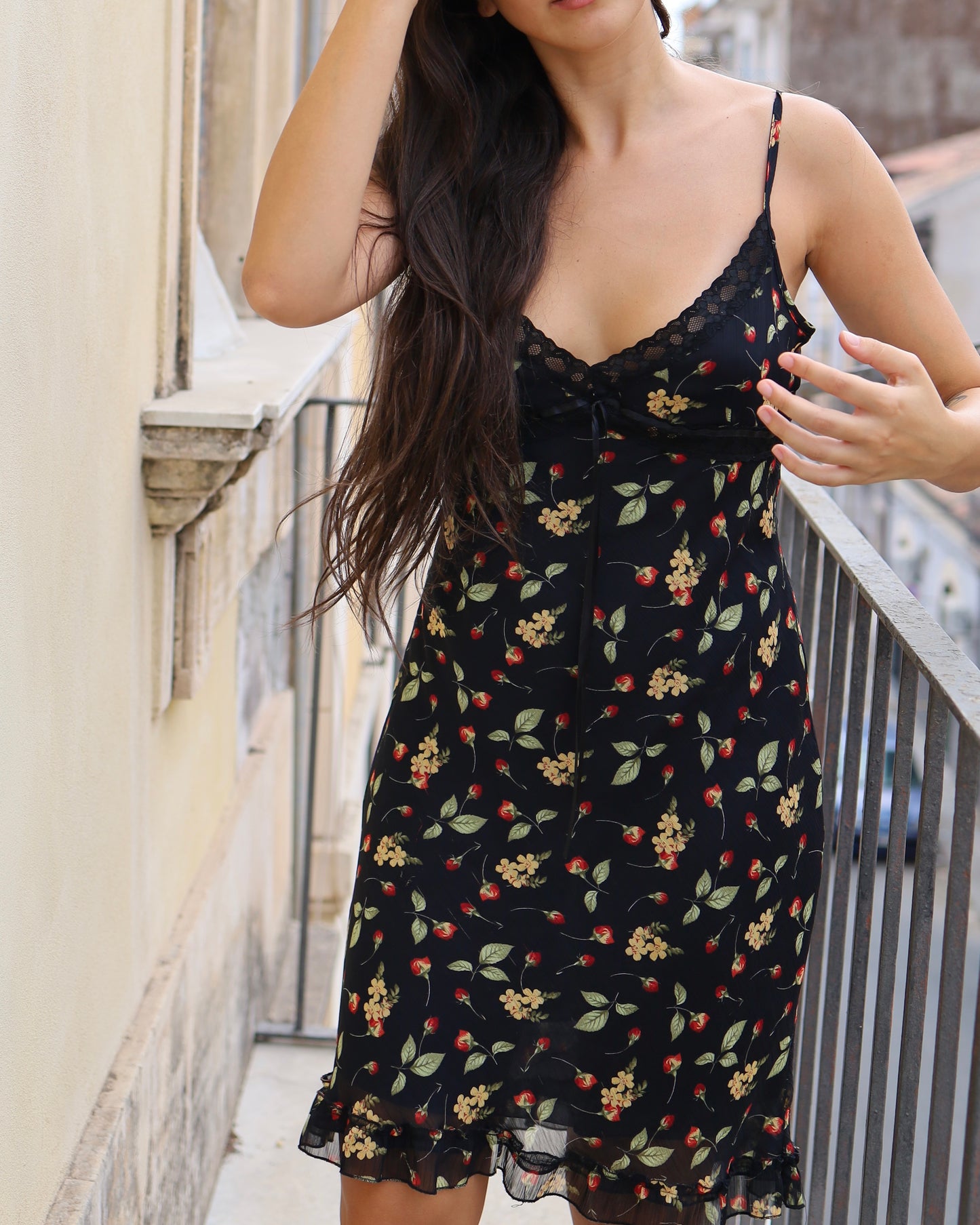 Vintage ditsy floral midi dress