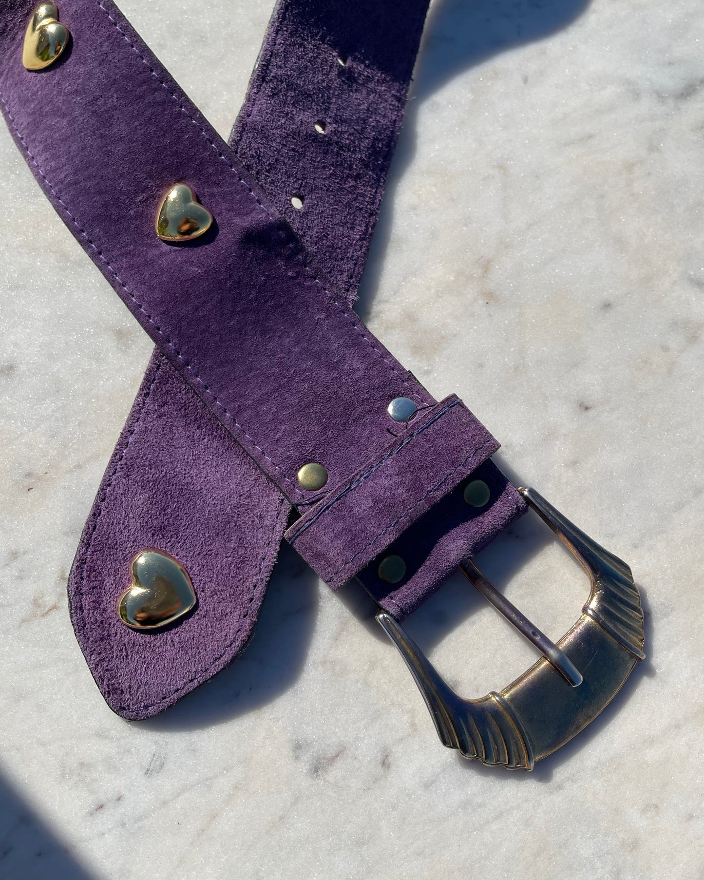 Suede belt with hearts