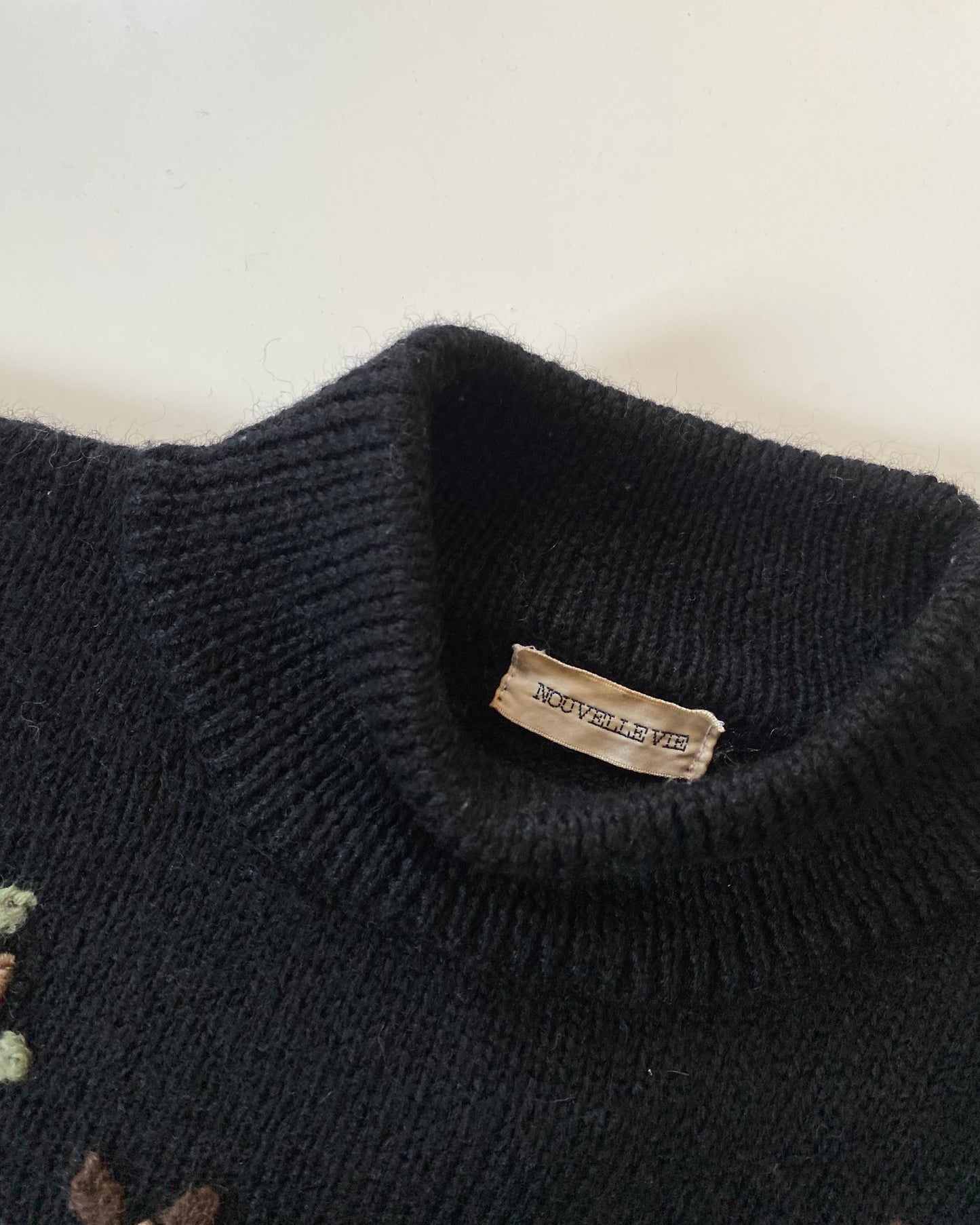 Vintage wool embroidered jumper