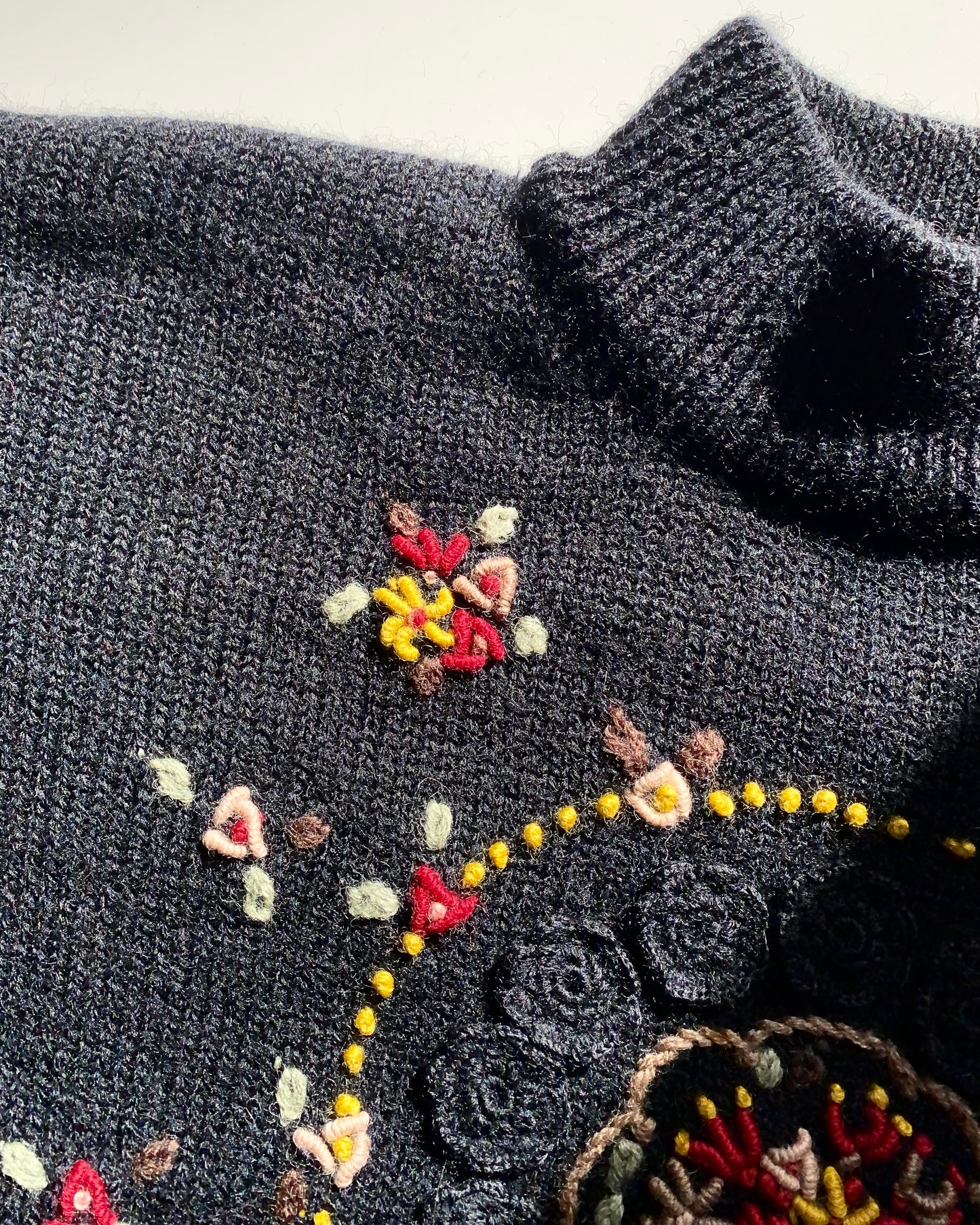 Vintage wool embroidered jumper